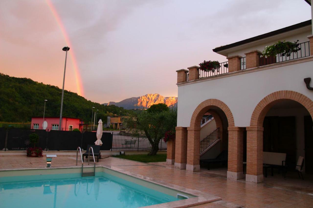 Colledara Residence Stella Del Gran Sasso المظهر الخارجي الصورة